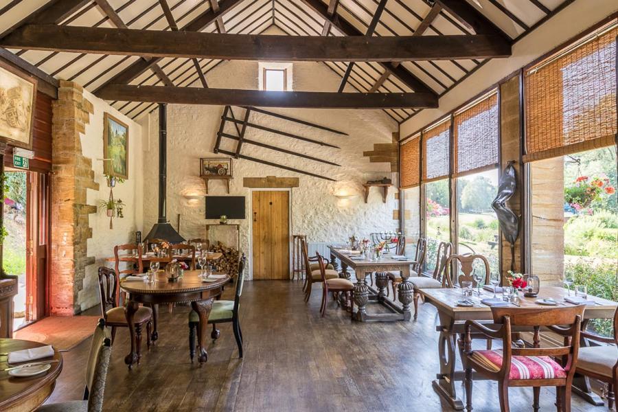 Haselbury Mill Hotel ครูเคิร์น ภายนอก รูปภาพ